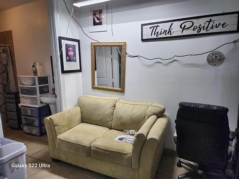 410 Rosamond St #A — Photo 14