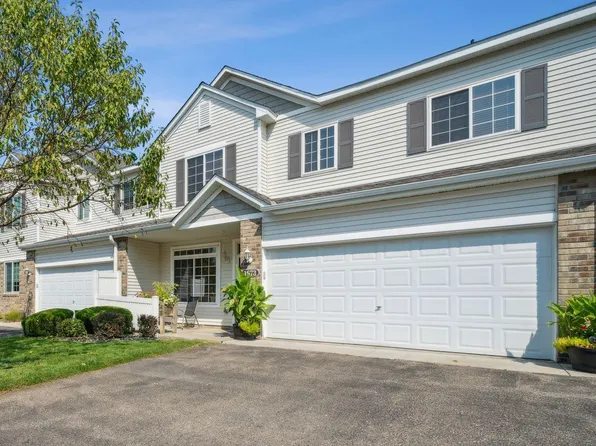 1673 Prescott Ct, Chaska, MN 55318