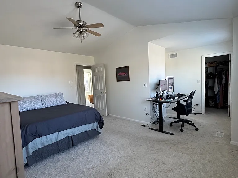 1305 Regent Dr — Photo 19