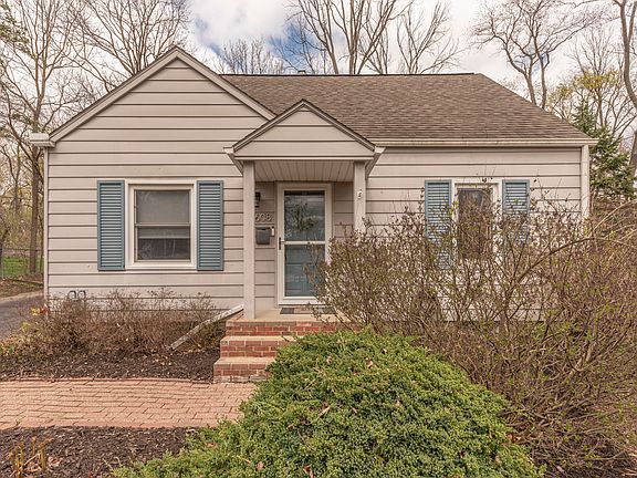 2nd image of 608 Brierwood Ct