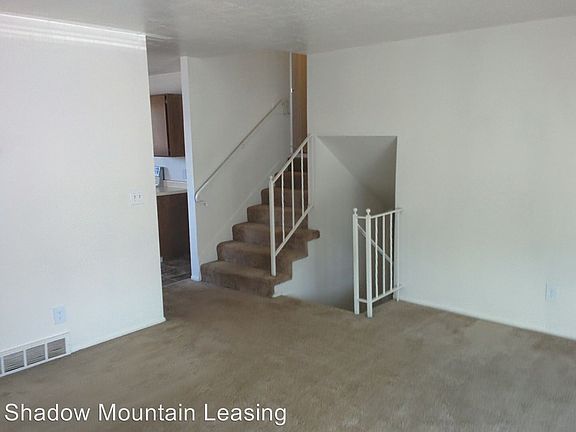 3rd image of 4404 W Barrington Dr