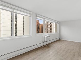 1342 N Dearborn St, Chicago, IL 60610