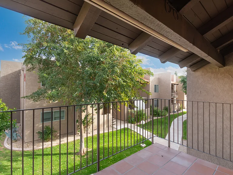 5525 E Thomas Rd #Q8 — Photo 19