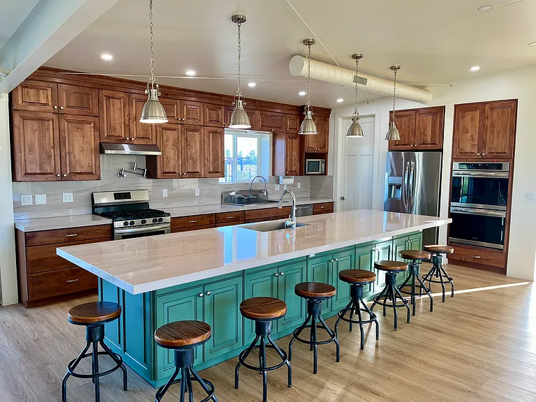 1452 S 6300 W — Photo 1