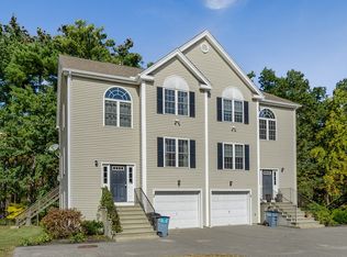 5 Lindas Way #A, Sterling, MA 01564