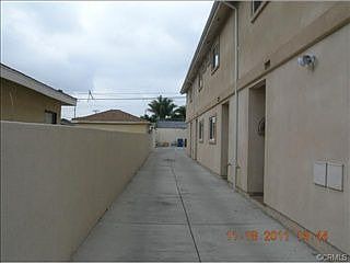 4th image of 1608 W 226th St Unit 3