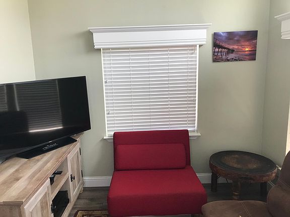 4th image of 311 Oceanside Blvd