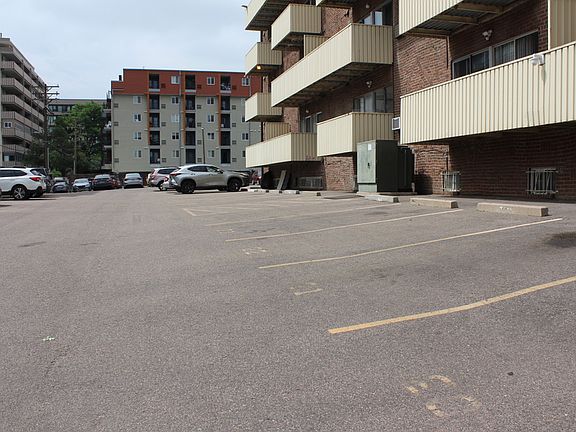 3rd image of 4110 Hale Pkwy APT 4B