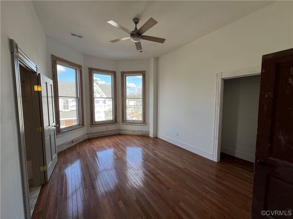 richmond-virginia-444901614 picture