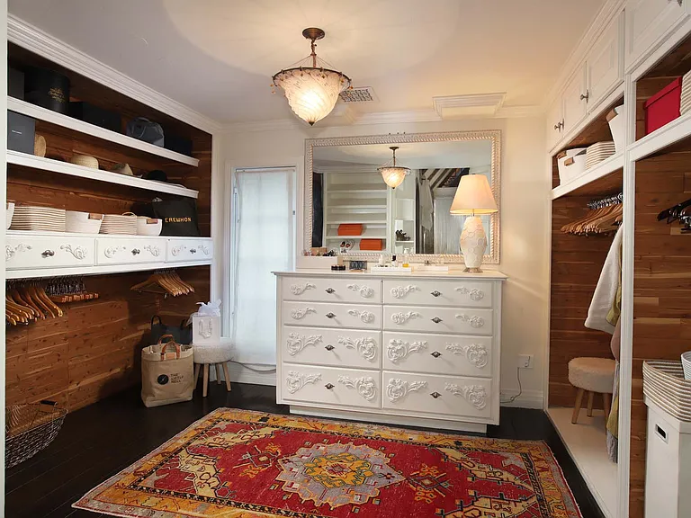 2050 Laurel Canyon Blvd — Photo 31