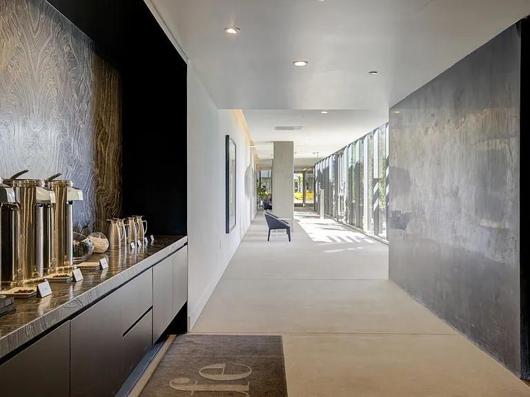 AKA West Hollywood Apartment Residences — Photo 22