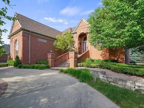 62746 Somerset Blvd, Washington, MI 48094