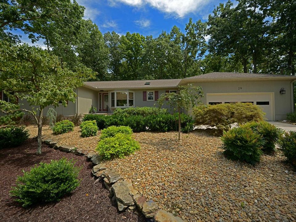 1st image of 29 Kingsboro Ln