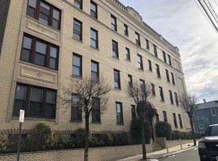 120 Dekalb Ave APT 7, Jersey City, NJ 07306