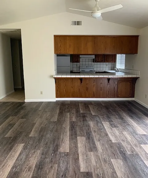 339 Acacia St #D — Photo 3
