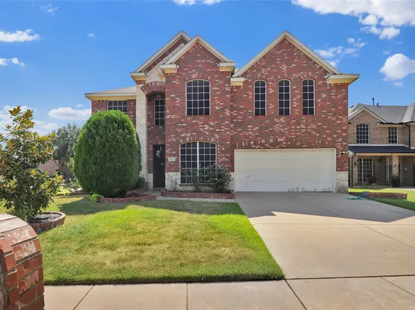 4951 Eyrie Ct, Grand Prairie, TX 75052