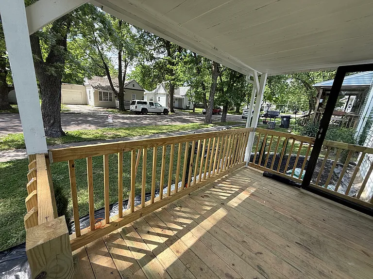 1501 S Prospect Ave — Photo 14