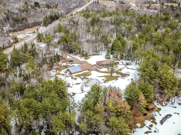 444 Monck Rd, Kawartha Lakes, ON L0K 1W0