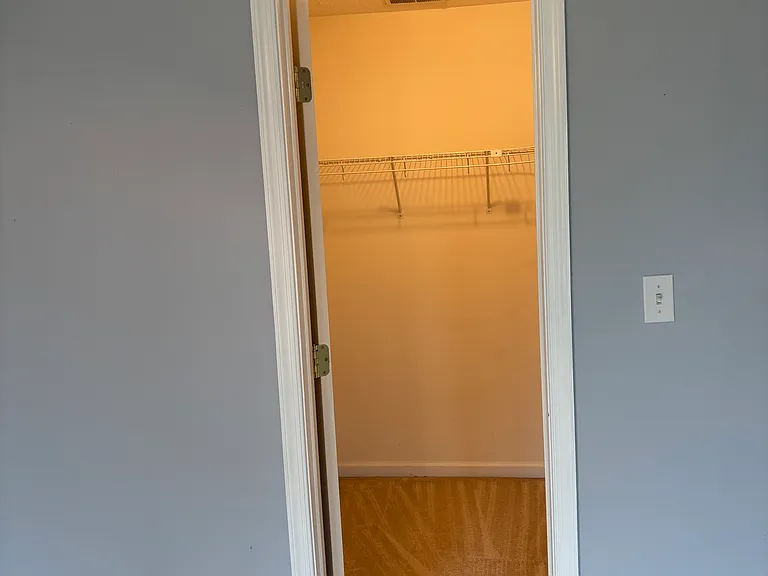 101 Quigley Ct — Photo 46
