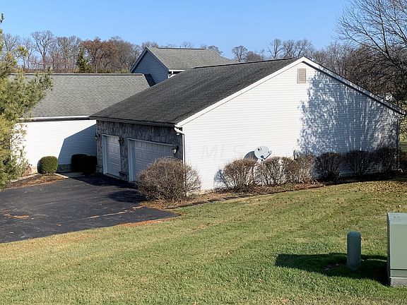 4th image of 37 Louella Dr