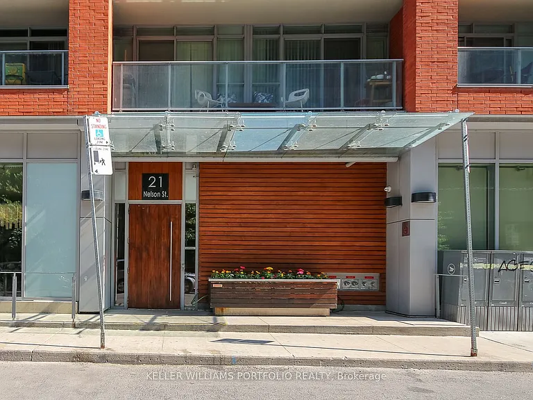 21 Nelson St #605 — Photo 25