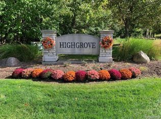 8413 Grovemont Ct, Grand Blanc, MI 48439