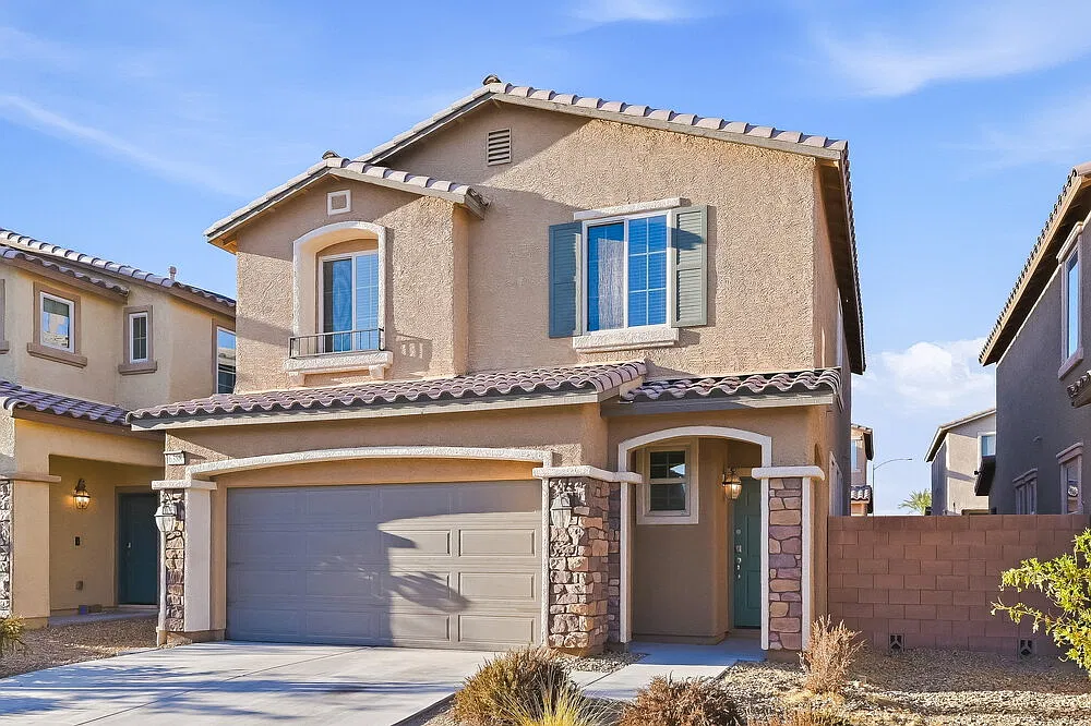 3 bed, 2.5 bath, 1690 sqft, $2,005 — Photo 4