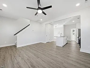 309 Webb St — Photo 10