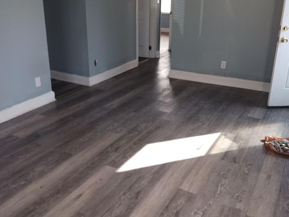 2nd image of 6026 Everett Ave