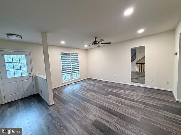 5th image of 14934 Lady Madonna Ct