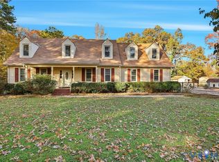 1910 Chinchilla Dr, Sandston, VA 23150