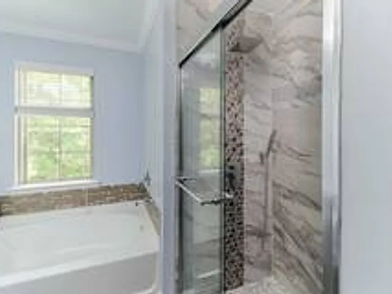 1547 Paxton Dr SW — Photo 21