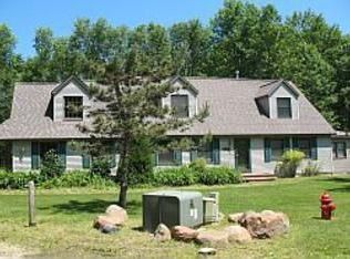 7695 Lighthouse Cove Dr, Port Hope, MI 48468