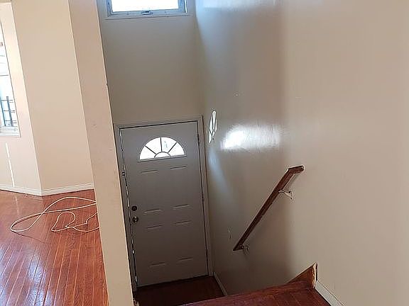 2nd image of 40 Altonwood Pl