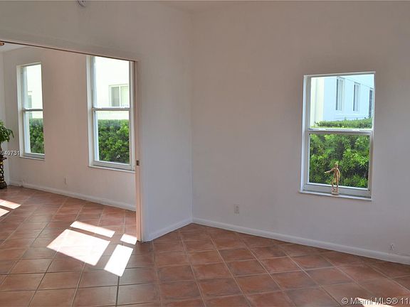 3rd image of 4215 Sheridan Ave APT 2