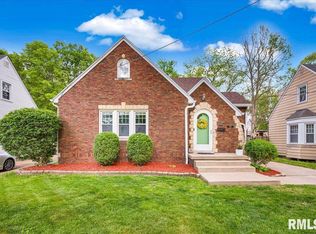 106 N Fairway Dr, Peoria, IL