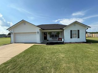 150 Lloyd Henderson Rd, Beebe, AR 72012