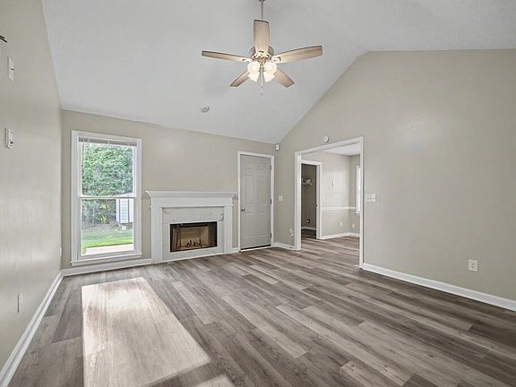 5th image of 7022 Hunter Hill Ct