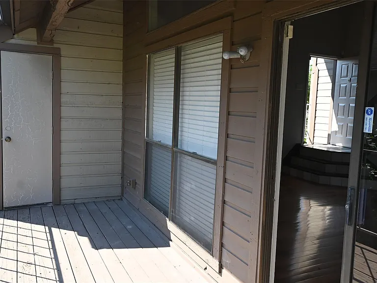 8455 Sands Point Dr — Photo 13