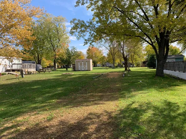 29/113 Woodhaven Dr E, Sublette, IL 61367