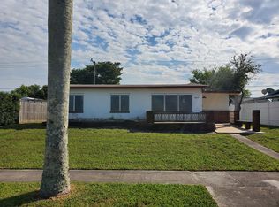 5640 SW 38th Ct, Davie, FL 33314