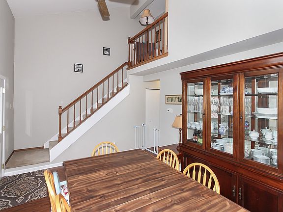 4th image of 322 W Birchwood Ave #322