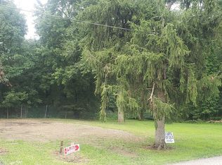 6 Beau Bay Blvd, Chippewa Lake, OH 44215