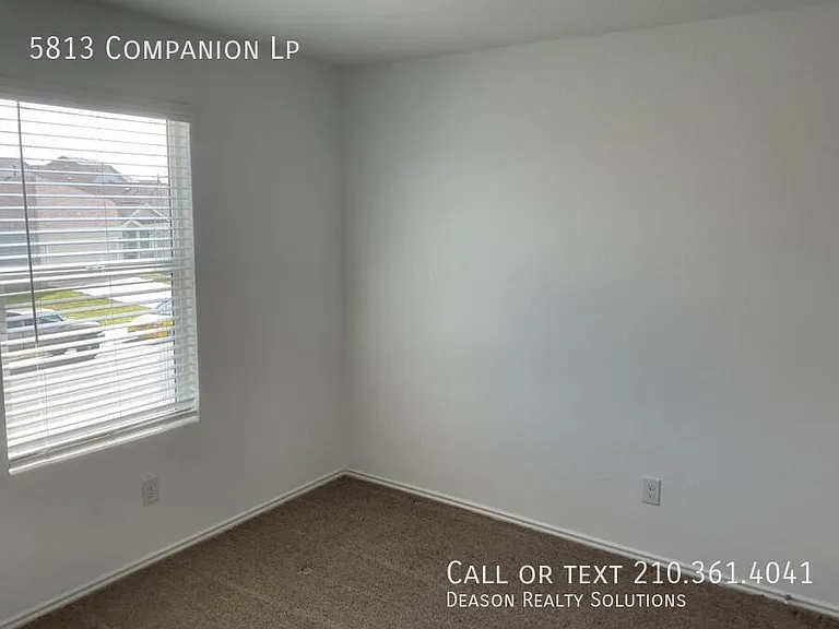 5813 Companion Loop — Photo 10