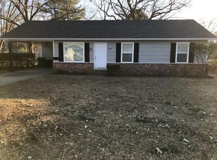 2119 Weems St #A, Conway, AR 72034