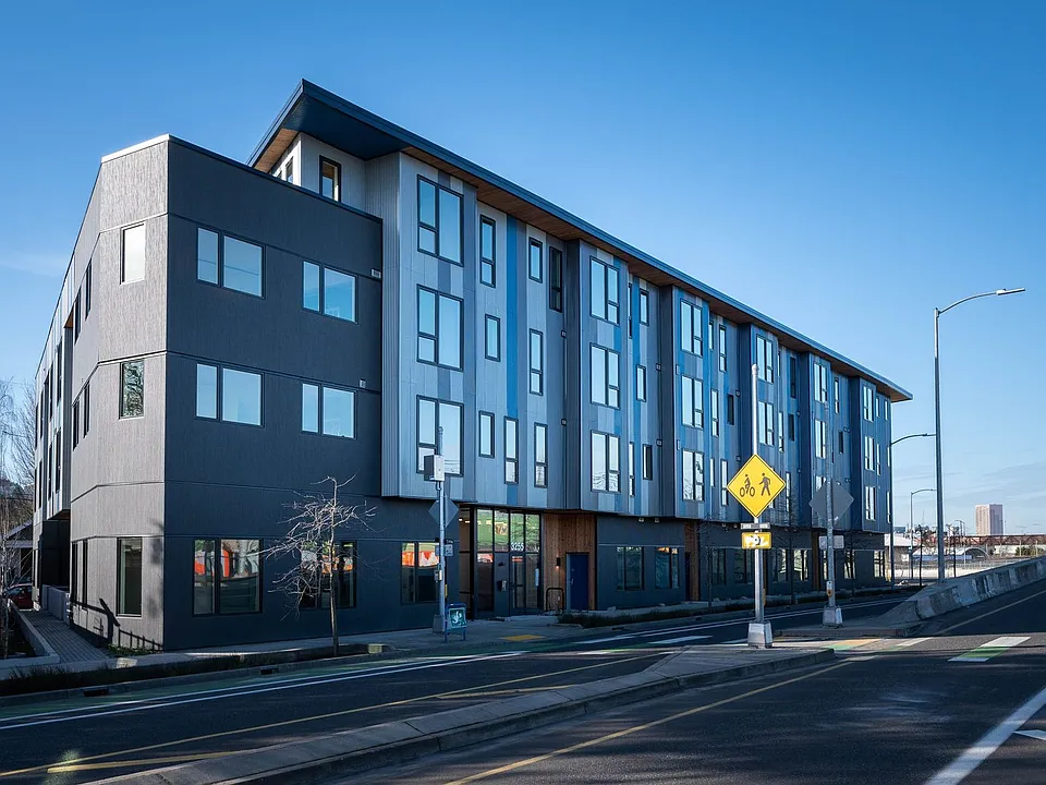 Dean River Apartments
