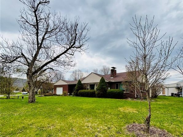 11 Bollen Dr, Painted Post, NY 14870