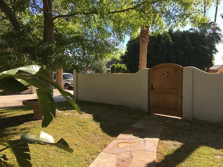527 N Plaza Amigo — Photo 5