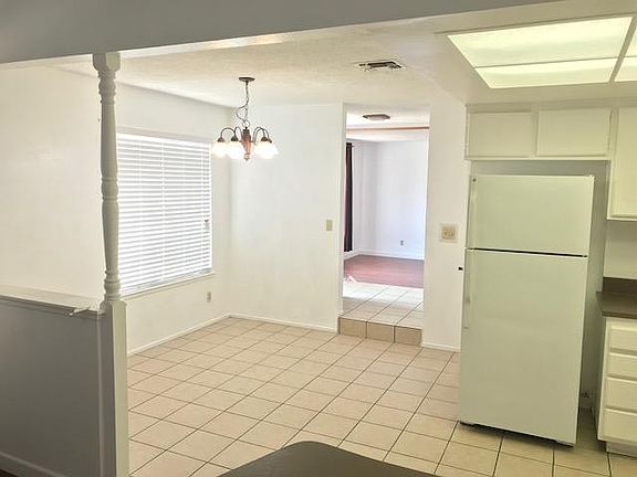 5th image of 6 Kymper Ct