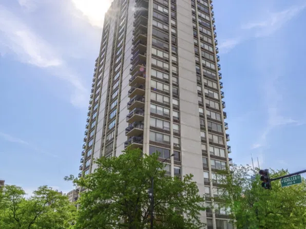 1360 N Sandburg TER #312C, Chicago, IL 60610
